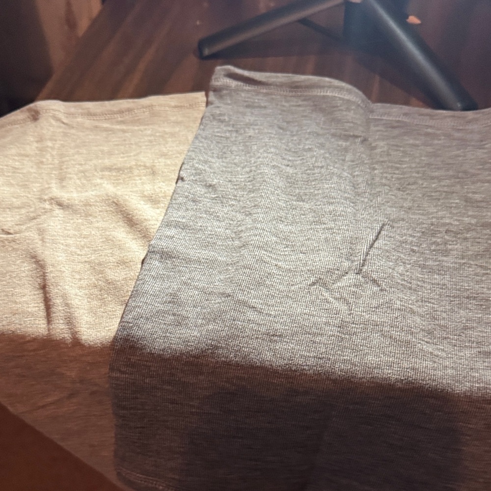 Elegant Gray and Tan Women's Scarf